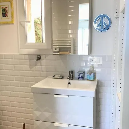 La Maisonette Guest house