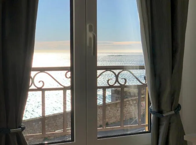 La Maisonette Αντίμπ